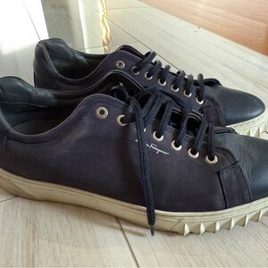 Men's Black Sneakers